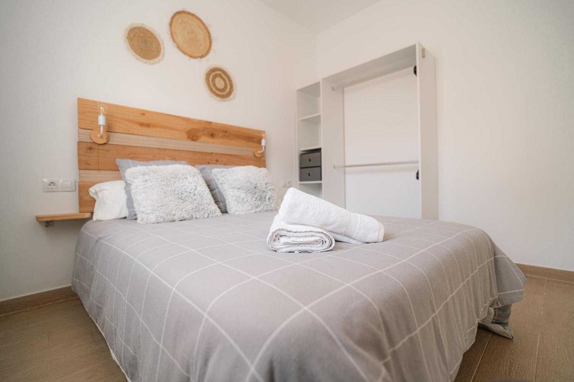 Hauzify I Casa Olivella Villa ภายนอก รูปภาพ