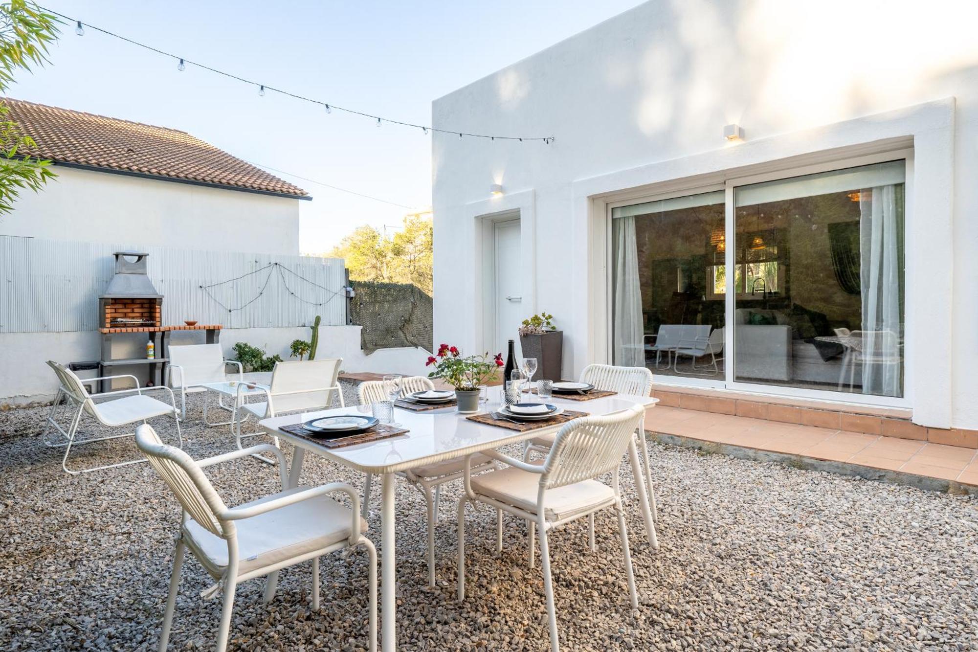 Hauzify I Casa Olivella Villa ภายนอก รูปภาพ